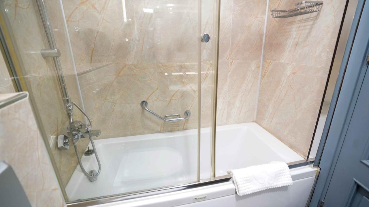 Aura Marina Hotel Istanbul Eksteriør bilde